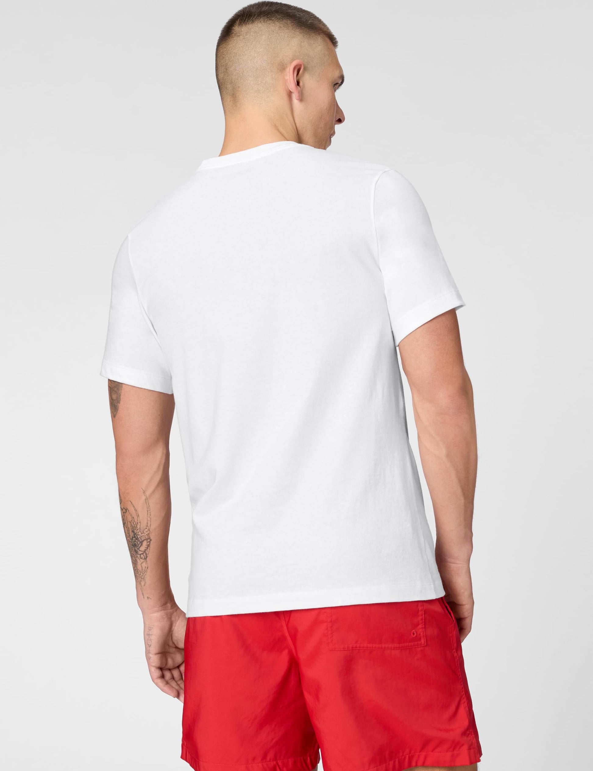 Nike Men's Sportswear Club T-Shirt, White/Black, XL Tall - Medaid International