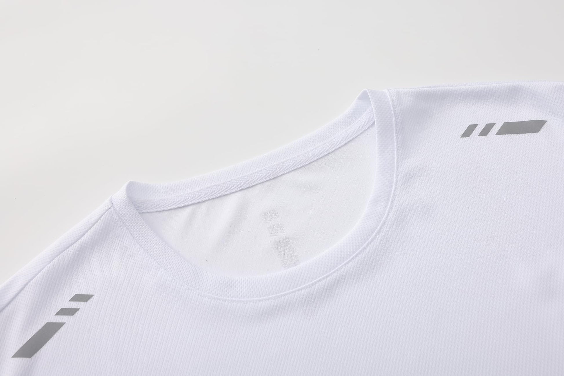 Zoofly Mens Tshirt 3 Pack Gym Workout T Shirts Quick Dry Sports T-Shirt Crew Neck Short Sleeve Athletic T Shirt, White/White/White M - Medaid International