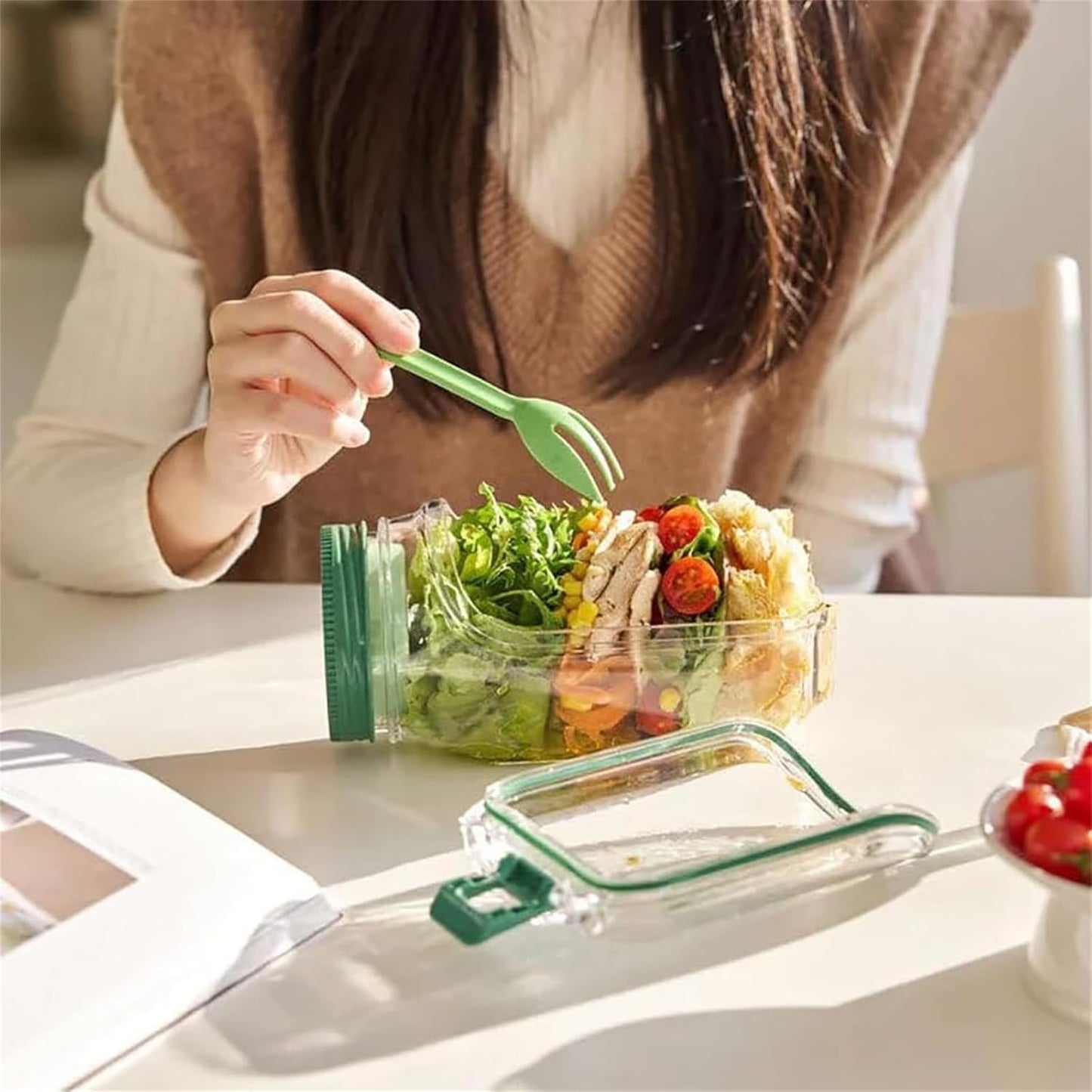 Vertical Layering Salad Pod