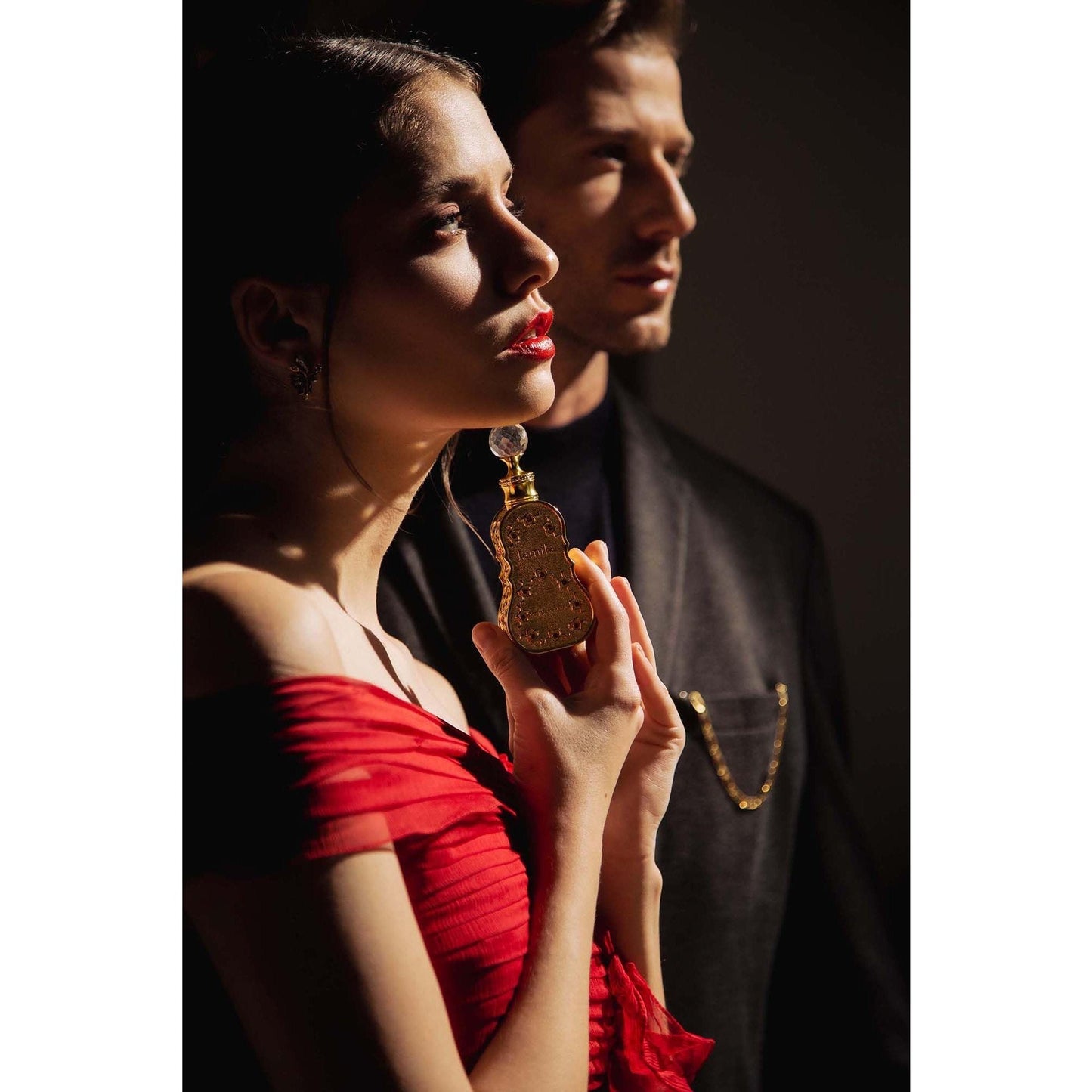Swiss Arabian Jamila - Luxury Products From Dubai - Long Lasting And Addictive Personal Perfume Oil Fragrance - A Seductive Signature Aroma - 0.5 Oz - Medaid International