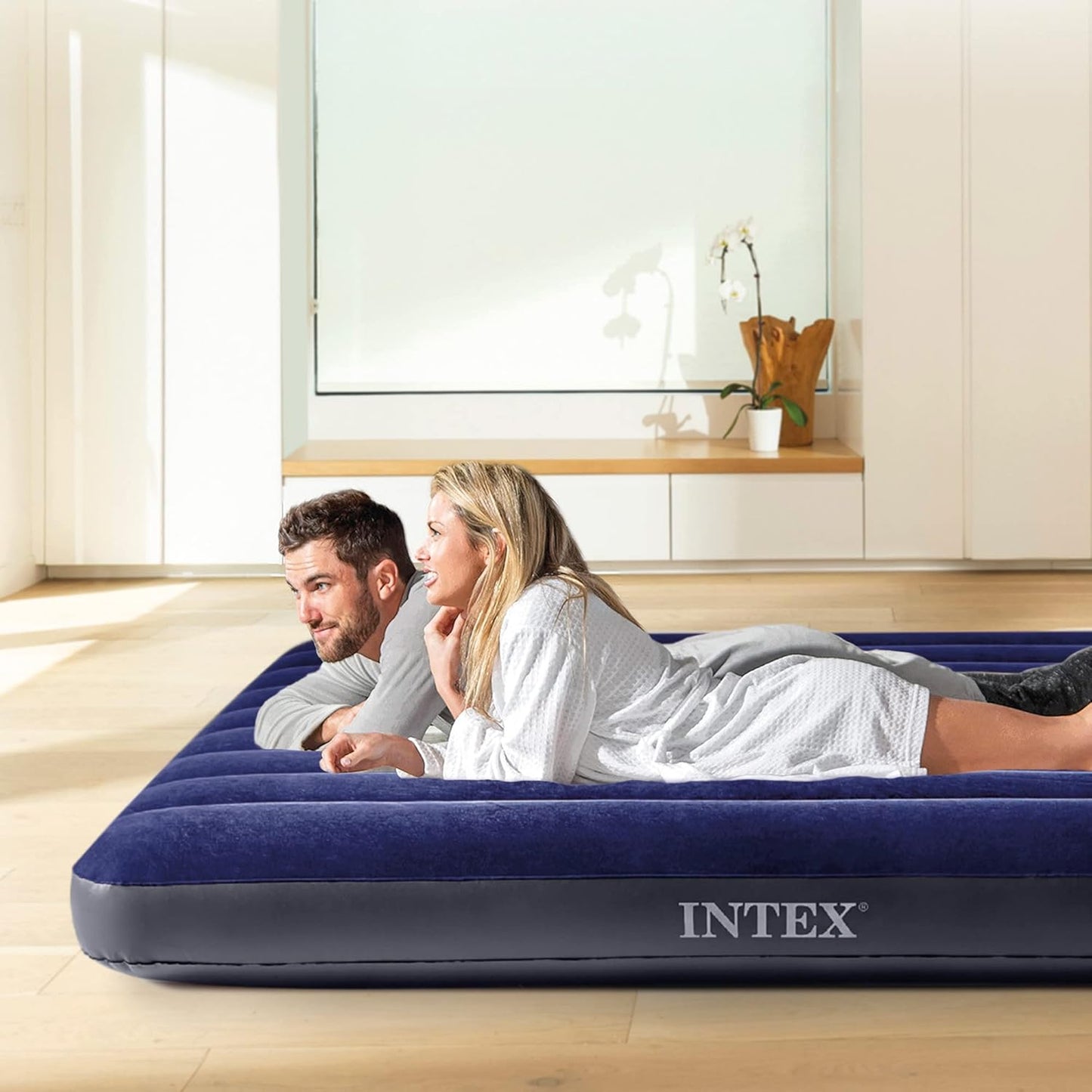 inflatable mattress