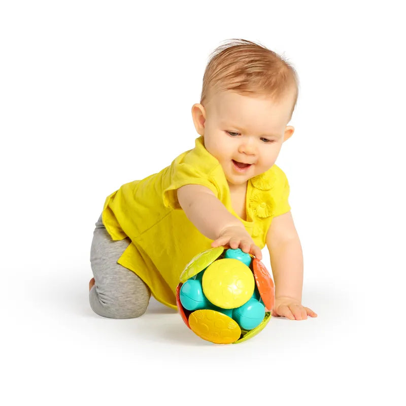 Wobble Bobble Crawl & Chase Ball - Medaid International