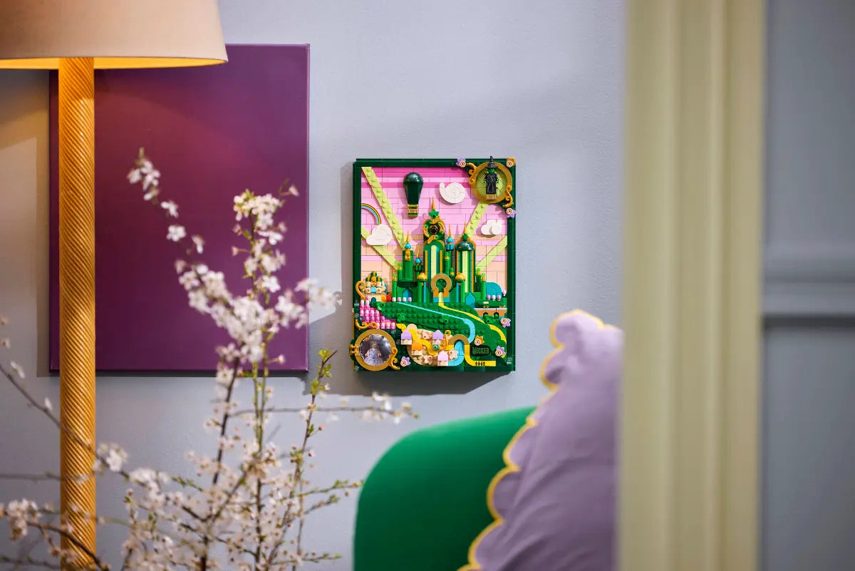 Lego Emerald City Wall Art (75685)