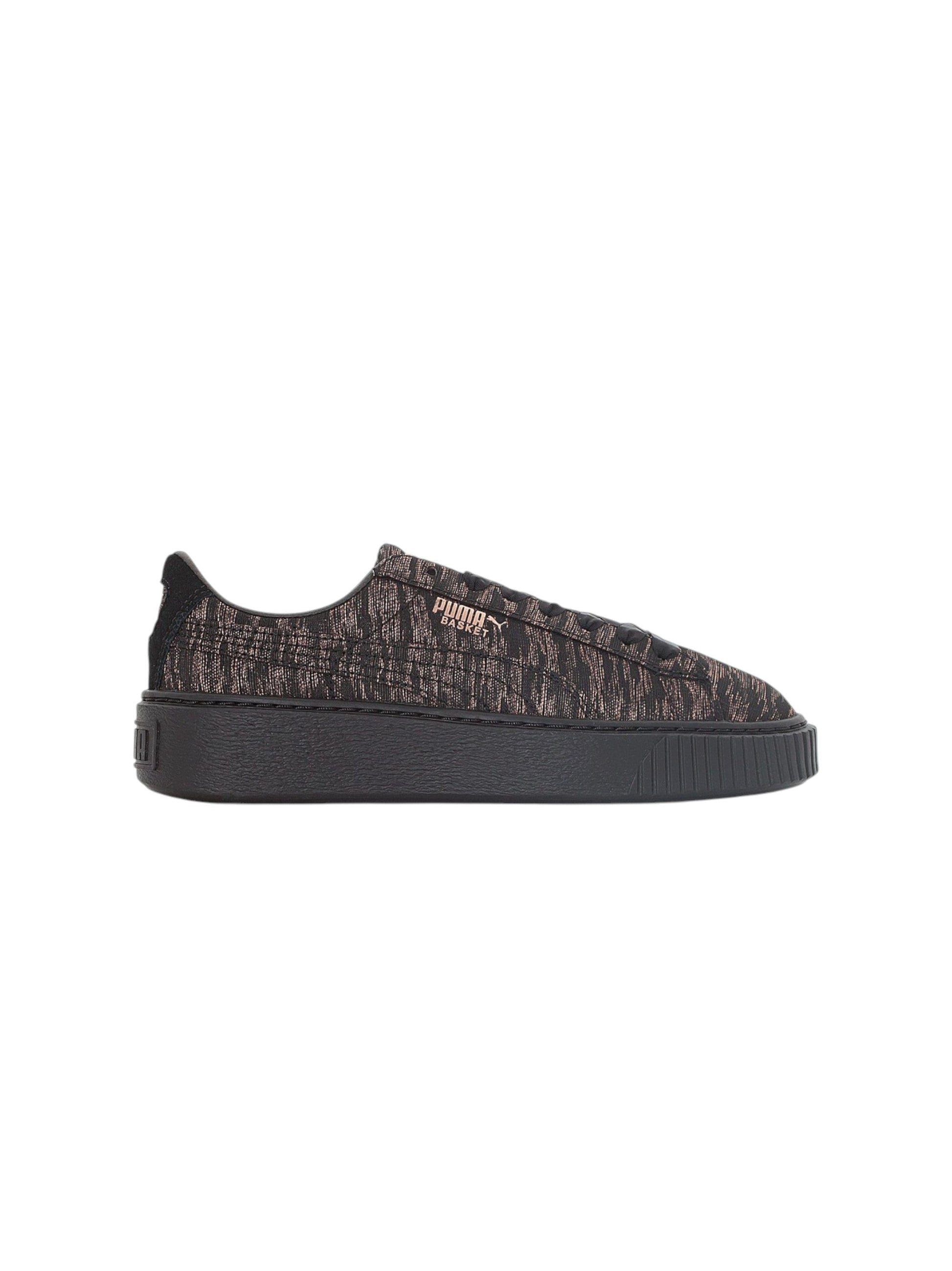 Kids Girl's Textured Shoes,Black/Gold
