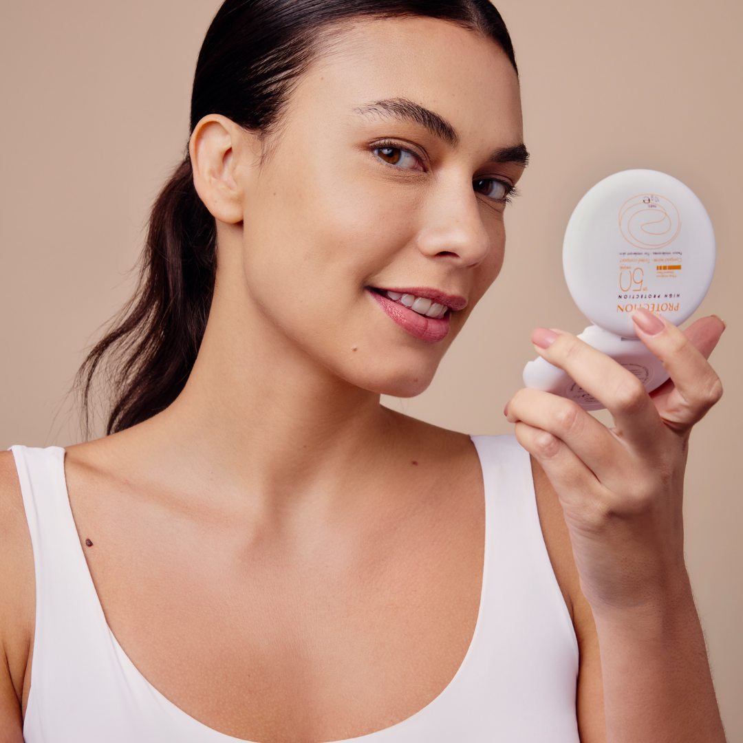Avène High Protection Compact tinted, Sand, SPF50 10g - Offer