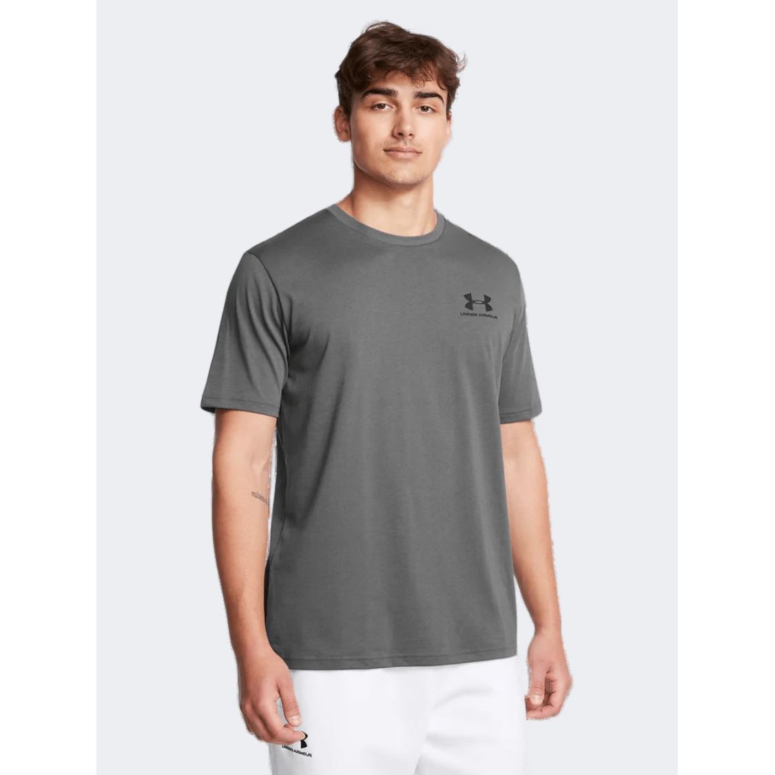 Under Armour Left Chest Men Lifestyle T-Shirt Castlerock/Black - Medaid International