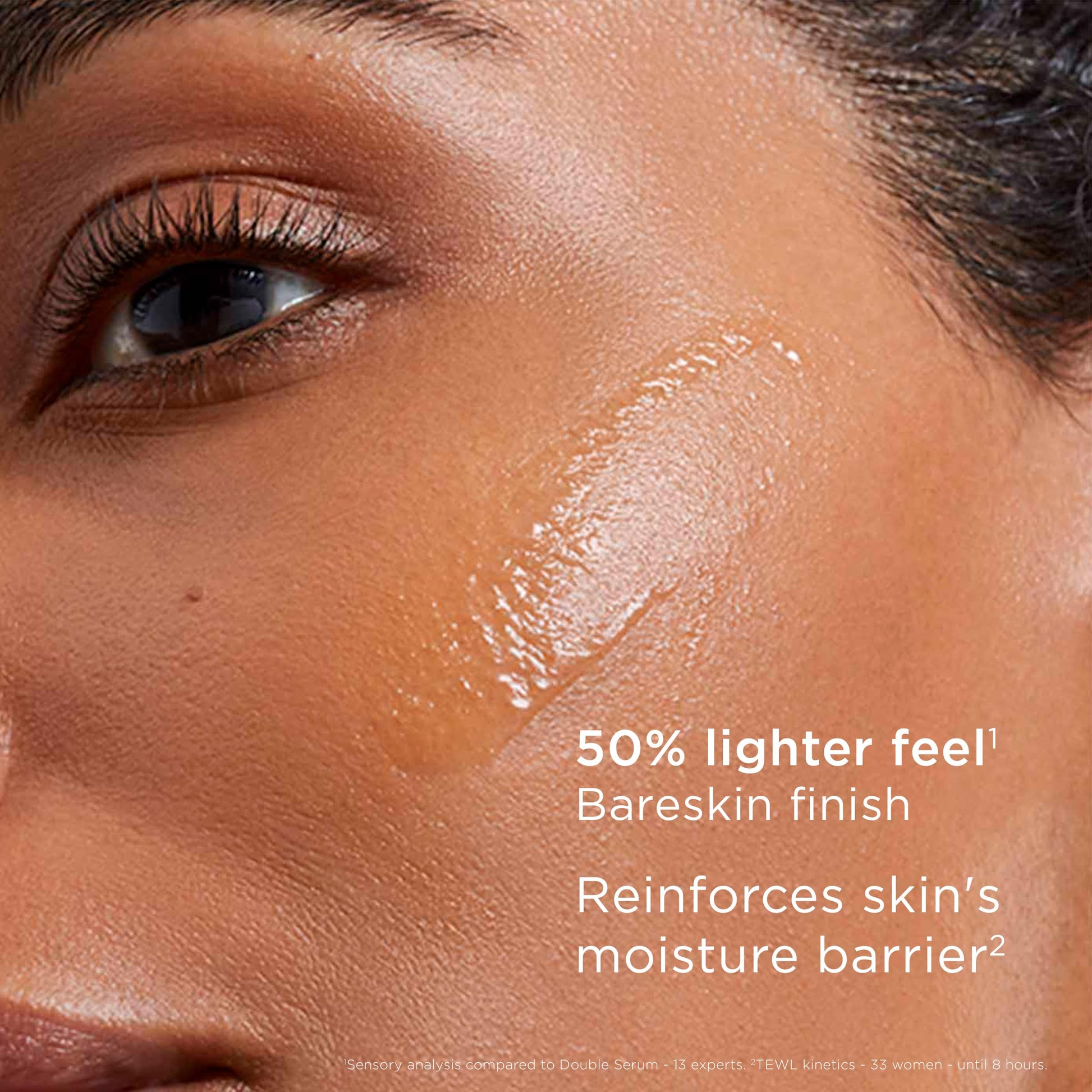 Clarins DOUBLE SERUM LIGHT TEXTURE | Anti Aging Serum | Visibly Firms, Smoothes, Boosts Radiance and Refines Pores | 24H Hydration | Great for Combination to Oily Skin and Humid Climates, 1 Fl Oz - Medaid International