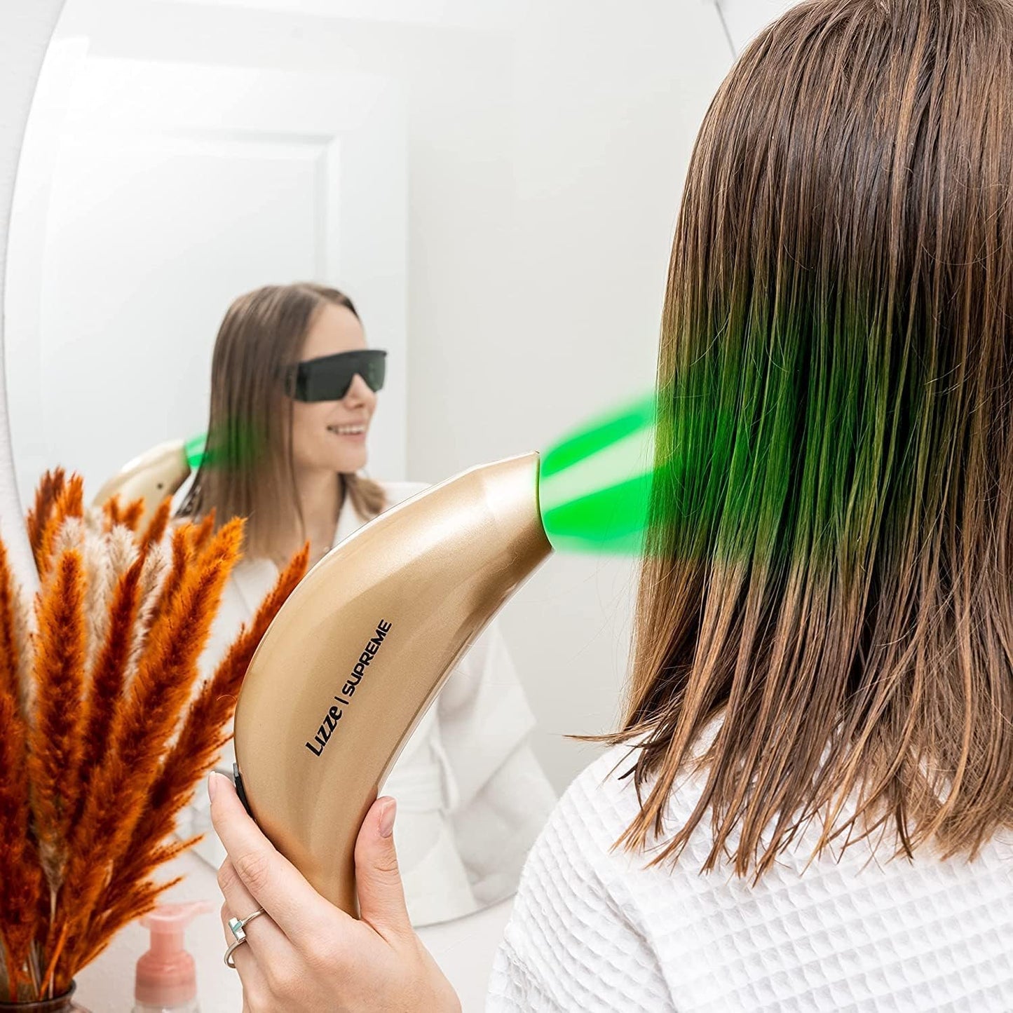 LED Treatment Accelerator - Lizze Photon Supreme Triple Light Action Enhancer - Progressive Thickening And Hydrating Maximizer - Photonic Therapy - Durable Hair Fibers - Medaid International