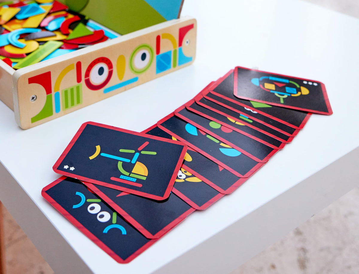 Hape E1631 Magnetic Art Box