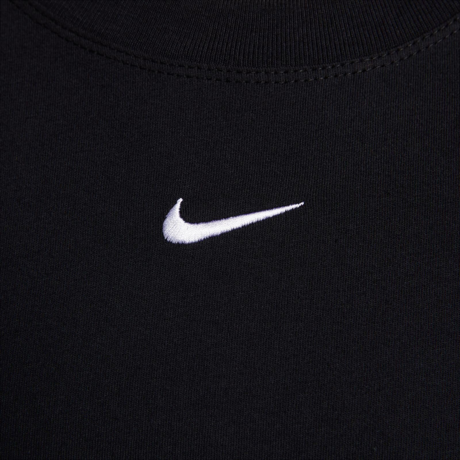 Nike Sportswear Essential Women's T-Shirt (Black/White) Size Large - Medaid International