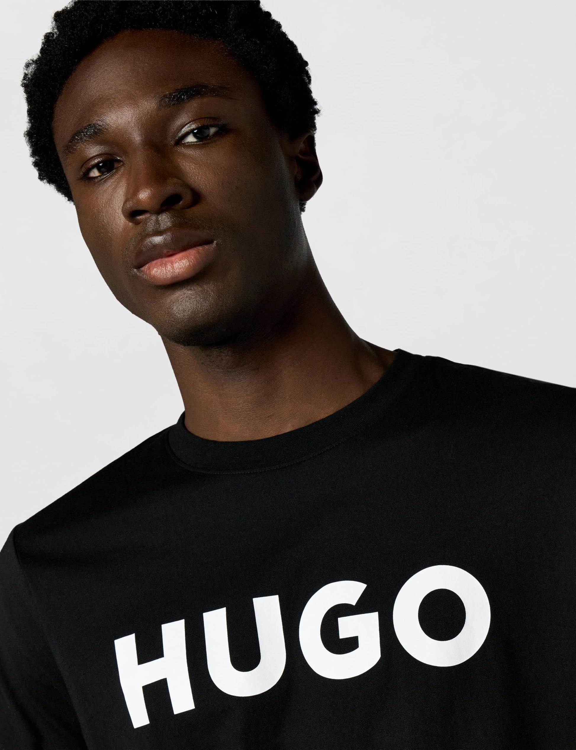HUGO Mens Print Logo Short Sleeve T-Shirt, Smooth Black, XX-Large US - Medaid International