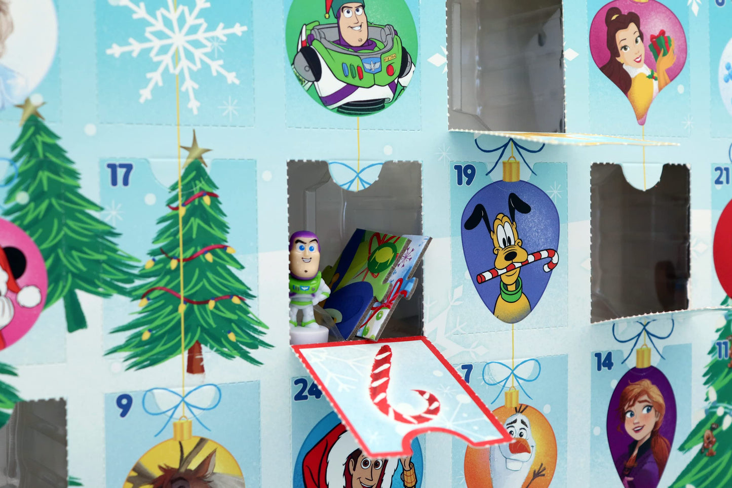 Disney Advent Calendar - Official Christmas Board Game, 16 x Disney 3D Characters Included, Great Gift for Kids, Ages 4+ - Medaid International