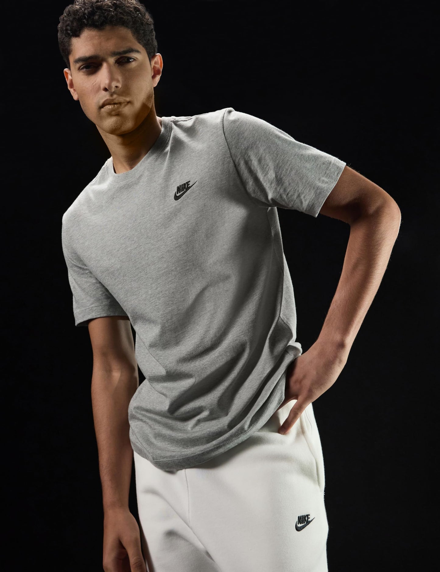 Nike Men's Sportswear Club T-Shirt, Dark Grey Heather/Black, 2XL - Medaid International