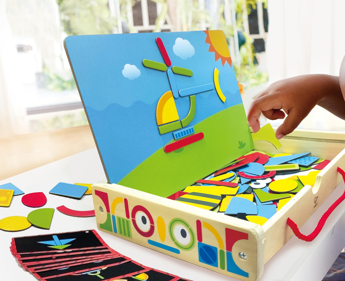Hape E1631 Magnetic Art Box