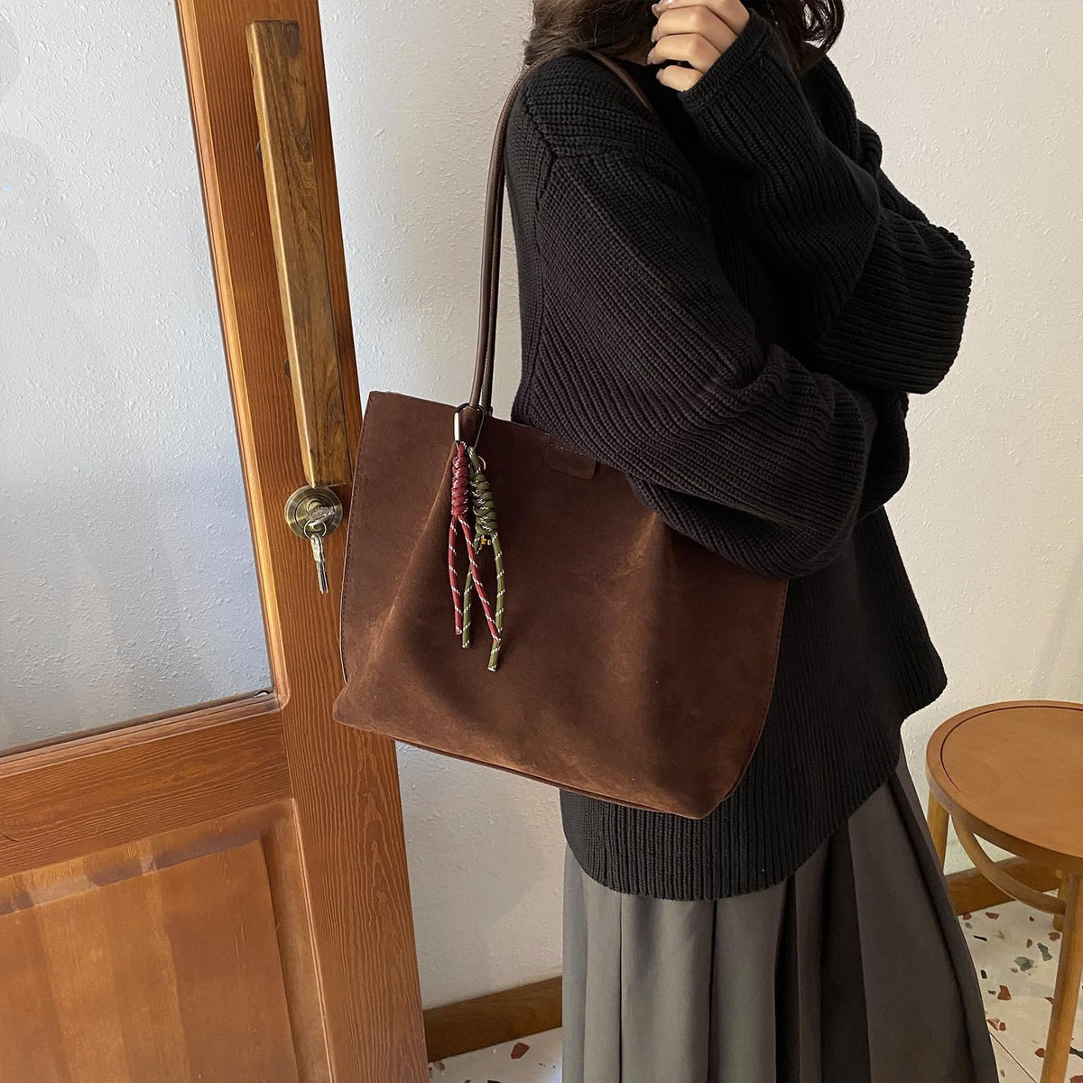 KASTWAVE Brown Faux Suede Tote Bag for Women – Trendy Slouchy Shoulder Handbag with Magnetic Clasp & Zipper Liner Pouch | Large Capacity Daily Purse for Fall, Work, Shopping & Travel