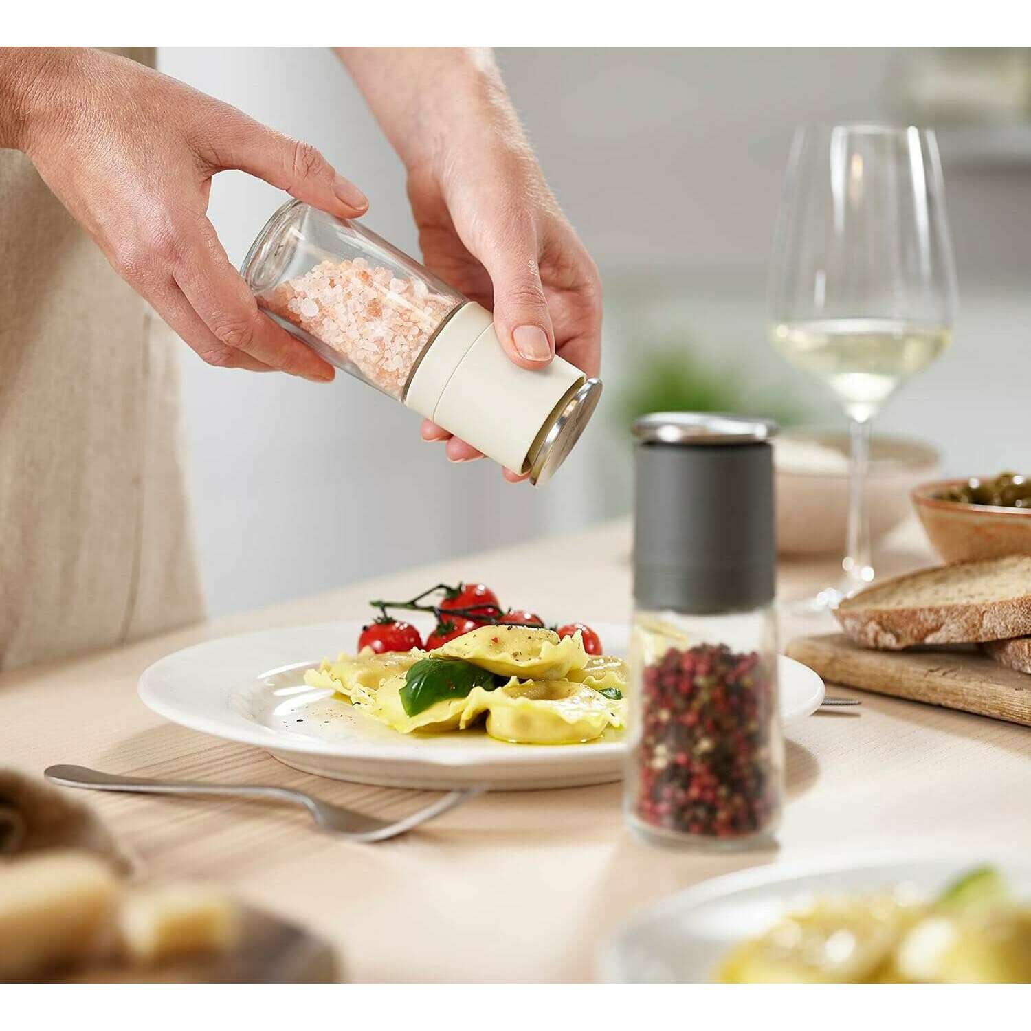 Salt and Pepper Grinder Set - Black/Grey - Medaid International