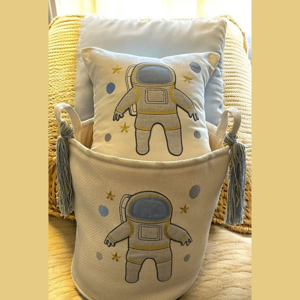 Space Explorer
