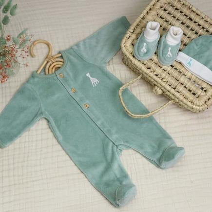 Trois Kilos Sept: Sophie la Girafe Sleepsuit Olive (3 Months)