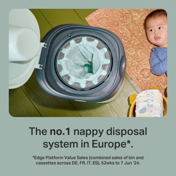 Twist and Click Nappy Bin, 1 refill included