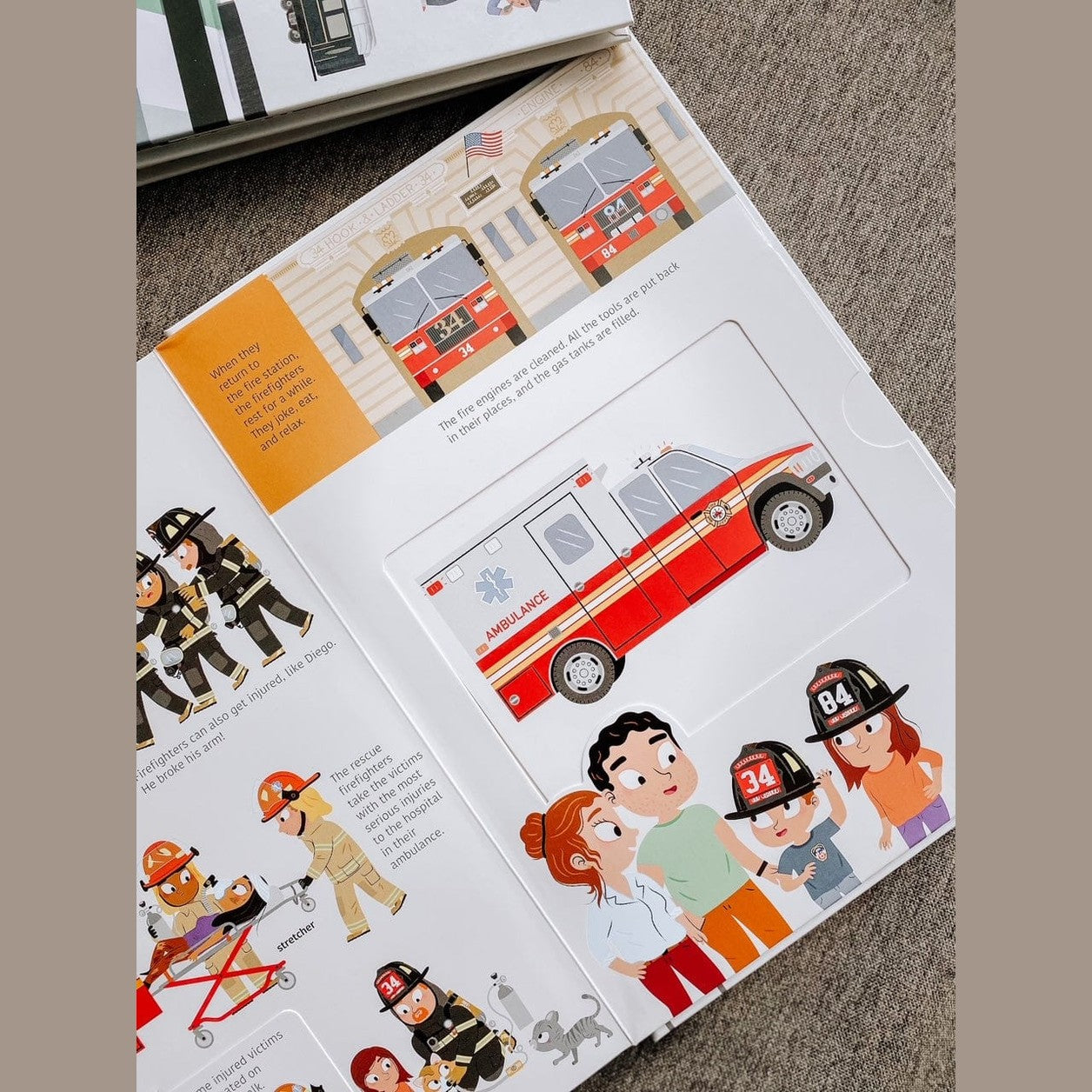 Tumama Kids - The Ultimate Spotlight : FireFighters Book