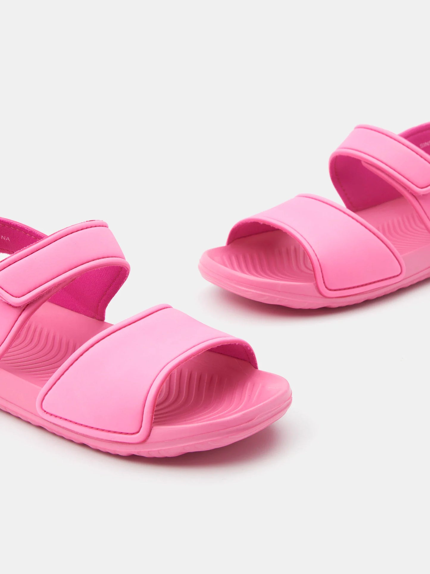 Sinsay Girl's Fuchsia Plain Sandals | Sinsay In Lebanon