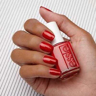 Essie really red 60