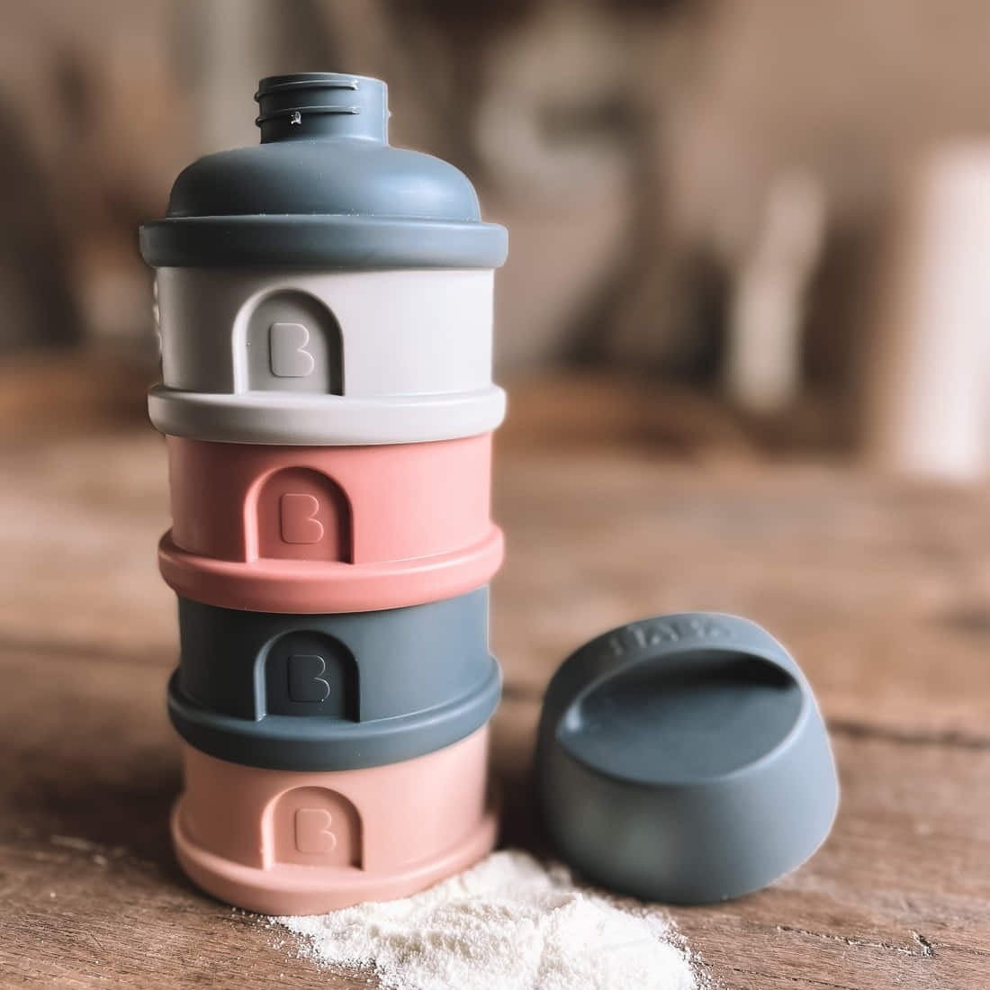 Beaba Formula and Snack Container