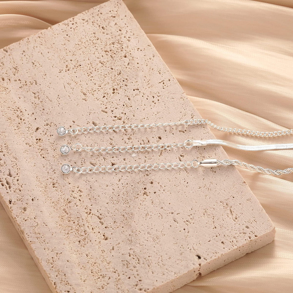 TERRIFI 3 Pieces Dainty Herringbone Necklace, Trendy Adjustable Alloy Layering Chokers Necklaces, Multilayer Precious Stylish Chain Pendant Birthday Christmas Jewelry Gift for Women Girls (Silver)