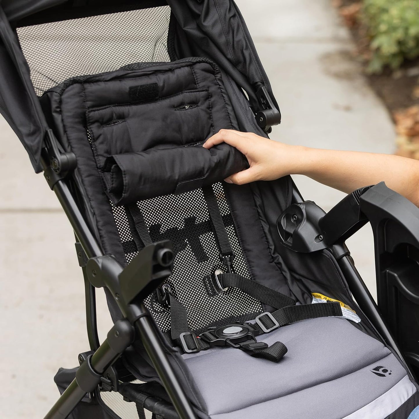 BabyTrend - Passport Cargo Stroller -  EZ-Lift Plus Infant Car Seat - Base Included - Dash Black