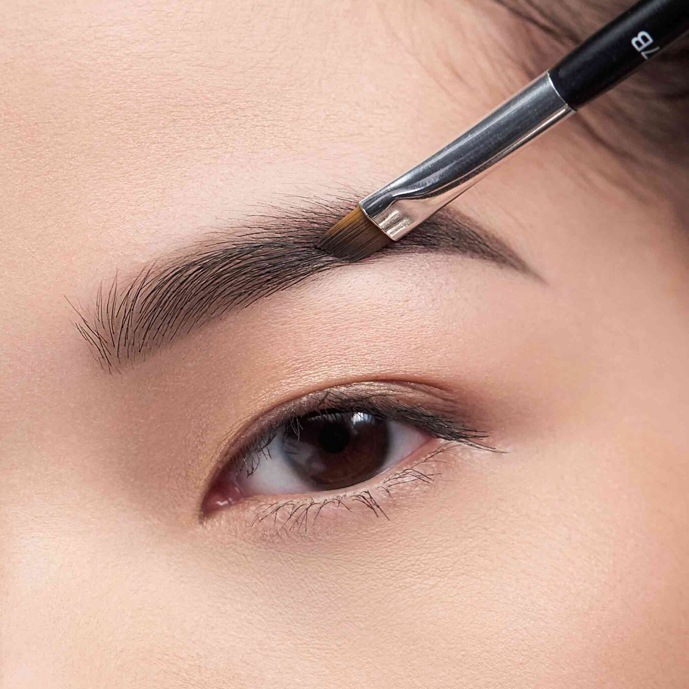 Anastasia Beverly Hills Brush #7B - Dual Ended Angled Brush