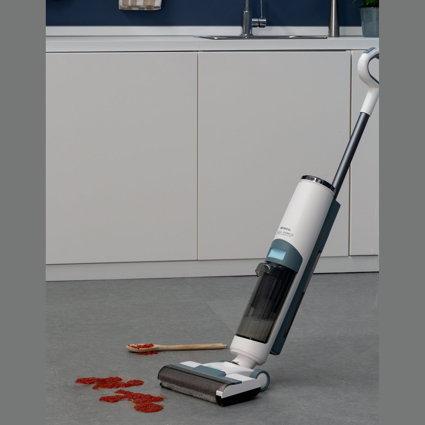 Aqua Force Wash & Vacuum