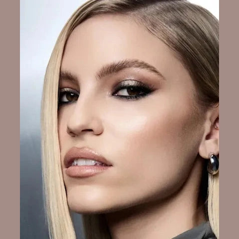 By BEAUTY BAY Smoky 42 Colour Palette