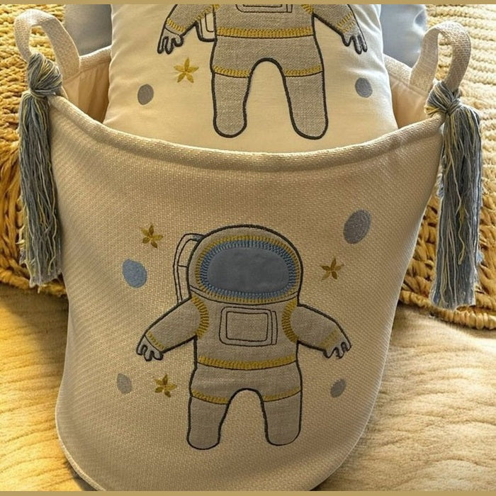 Space Explorer