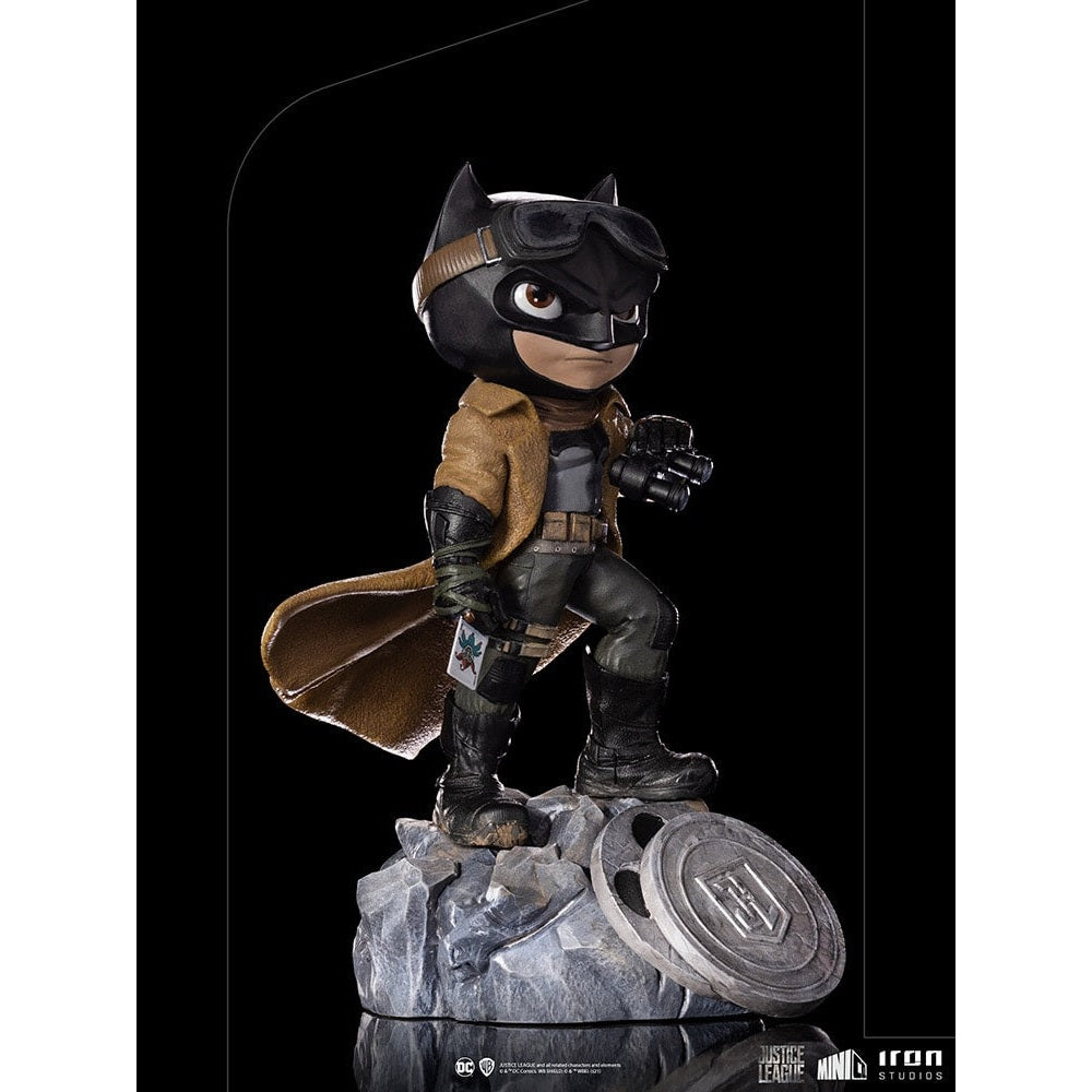 Zack Snyder`s Justice League Batman Knightmare Minico Statue by Iron Studios - Medaid International