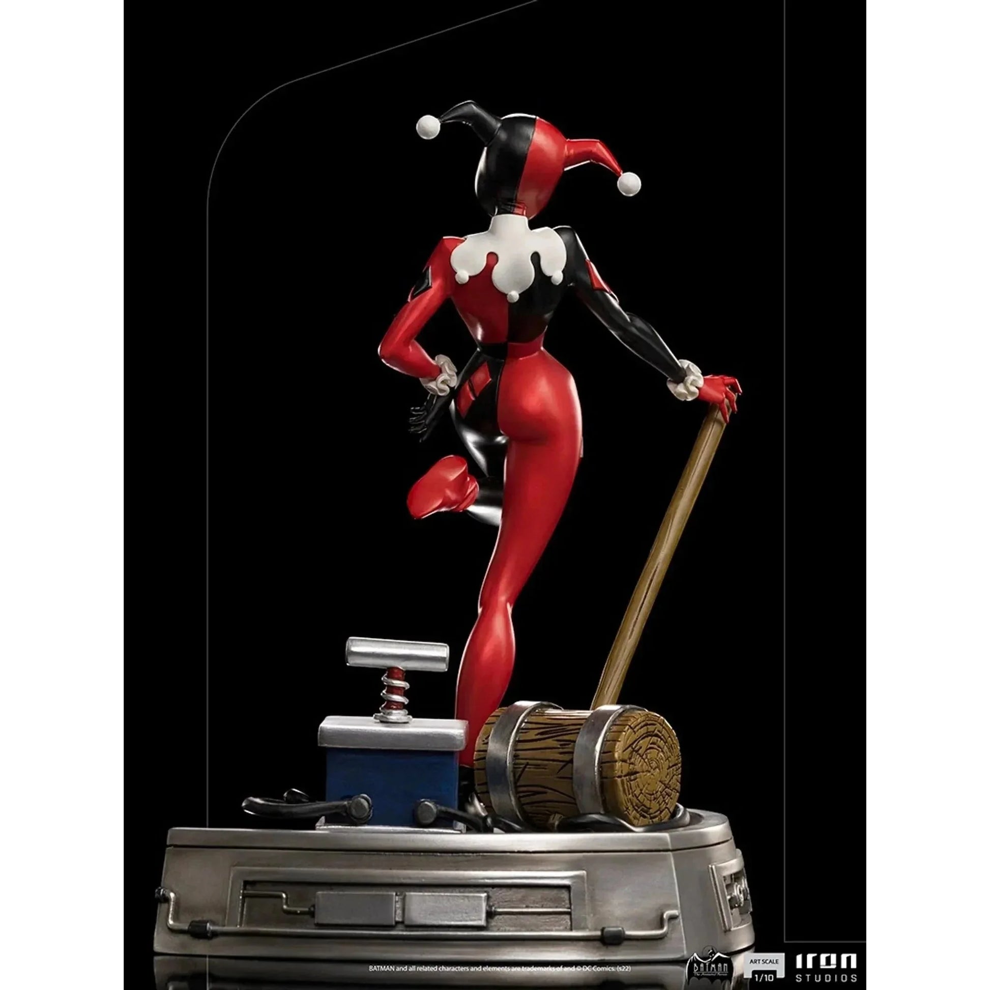 Batman Harley Quinn Animated Series 1/10 Art Scale Statue by Iron Studios - Medaid International