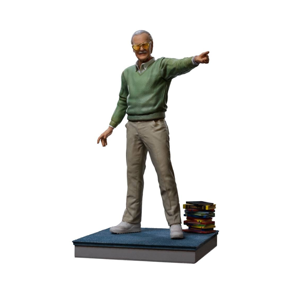 Stan Lee Legendary Years - Stanlee 1/10 Scale Statue by Iron Studios - Medaid International