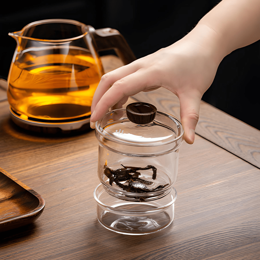 Magnetic Borosilicate Teapot – Wood & Glass Edition (600ml)