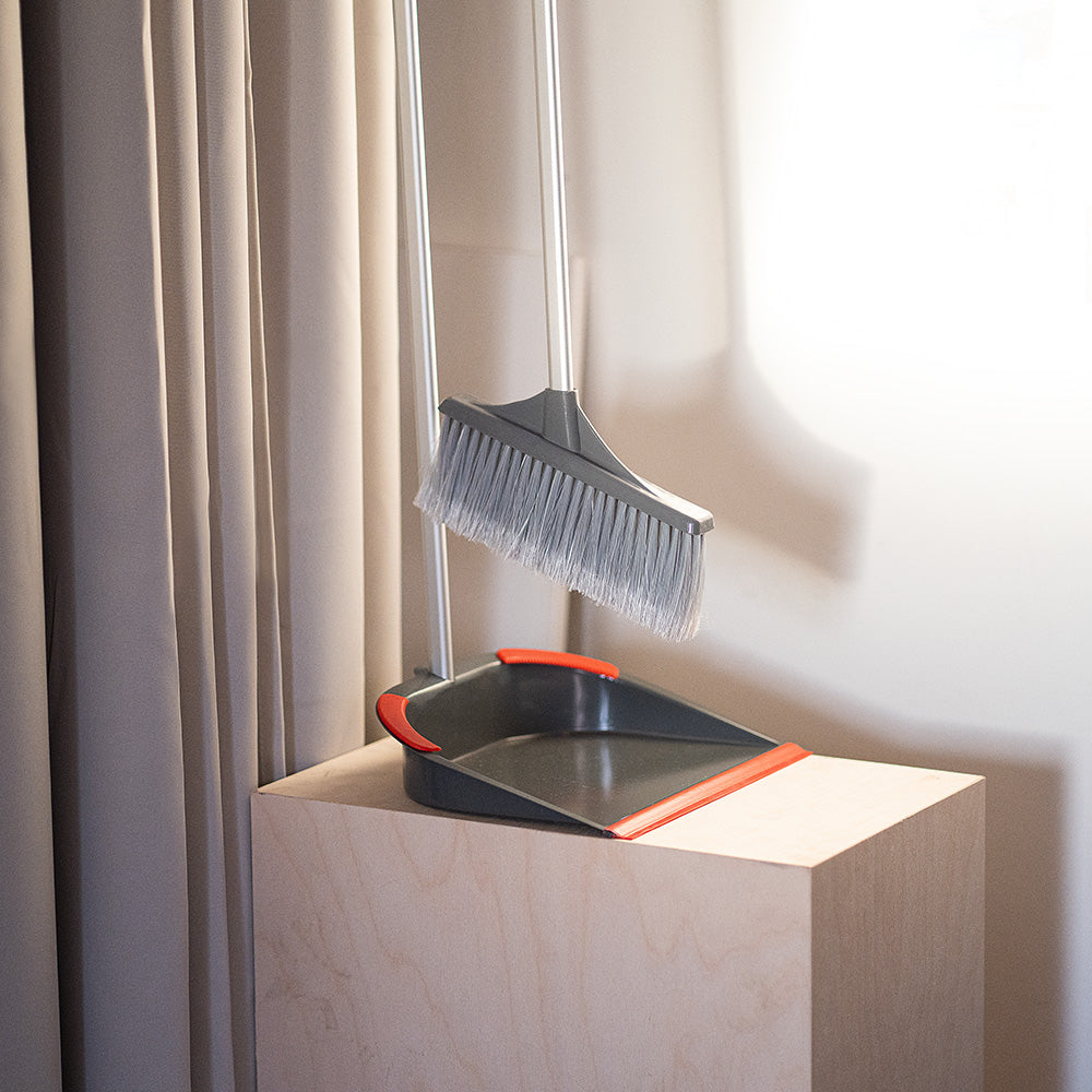 Nordic Stream Dust Pan Kit