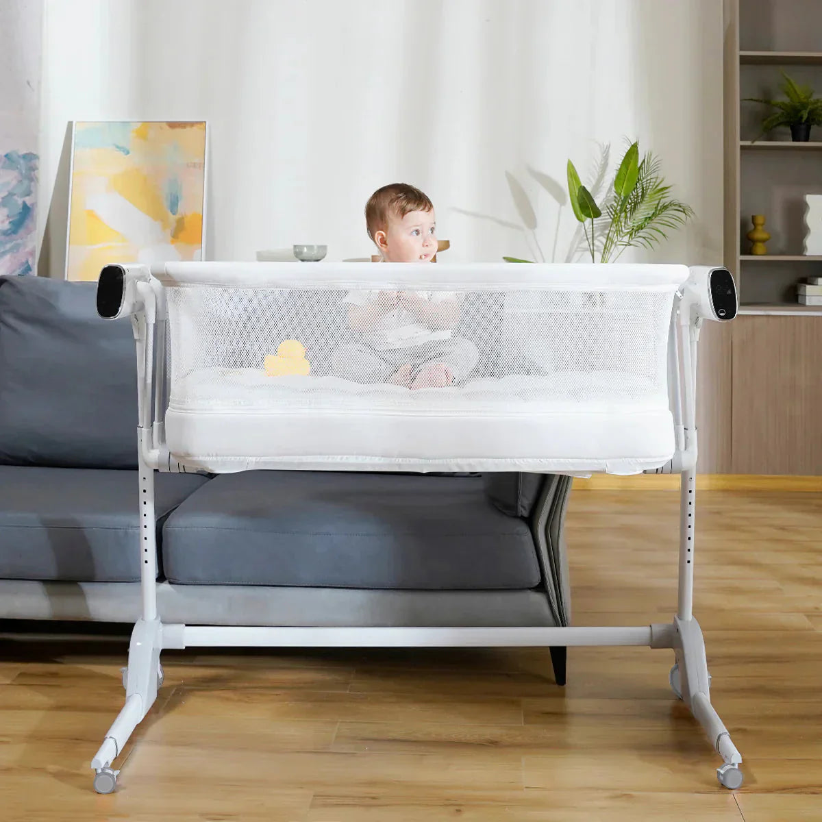 Miila - Nova Smart Snoothing Bassinet - 2in1 Baby Bassinet & Playpen - White