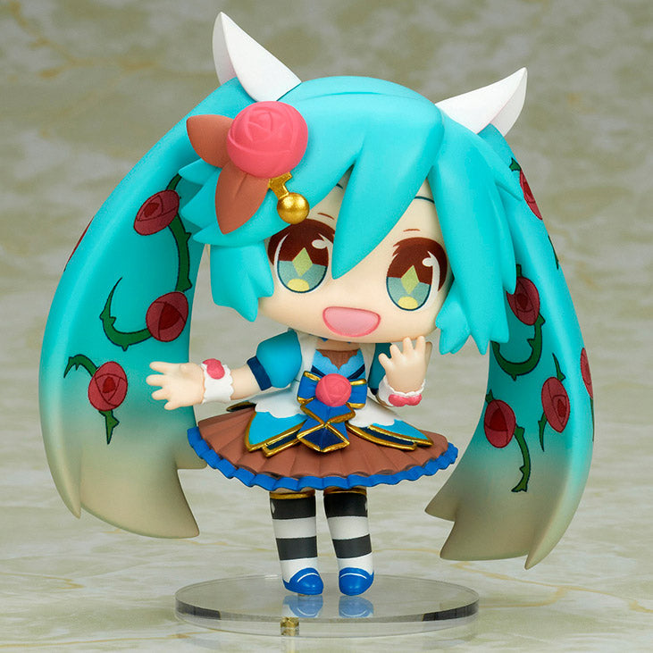 Vocaloid Hatsune Miku & Meiko  Set of Figure by EMONTOYS - Medaid International