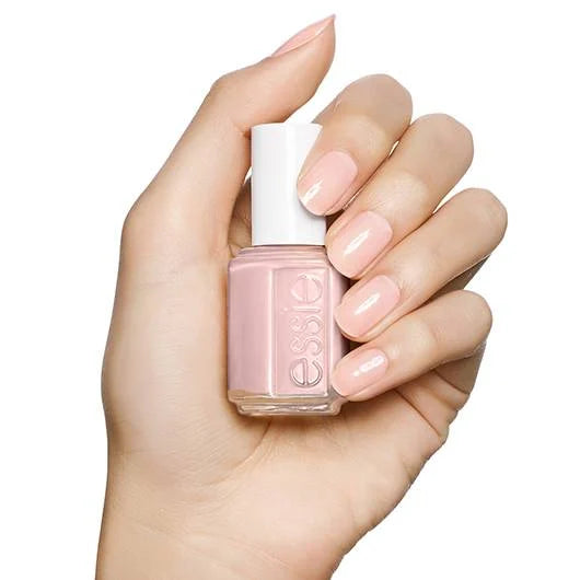 Essie 384 mademoiselle