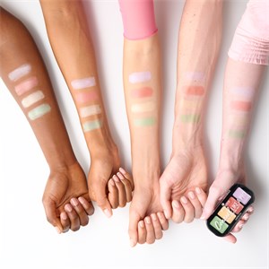 Essence conceal like a pro colour correcting palette