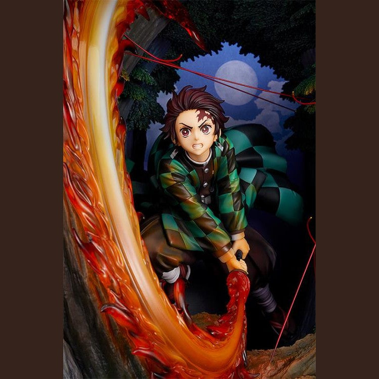 Demon Slayer Tanjiro Kamado: Hinokami Kagura Dance 1/7 Scale Diorama by Good Smile Company - Medaid International