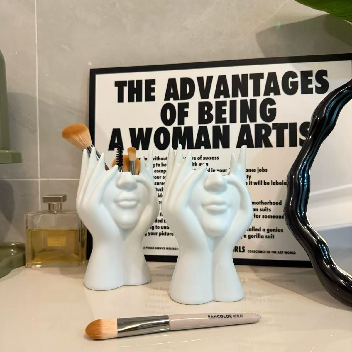 Nordic Face Decor