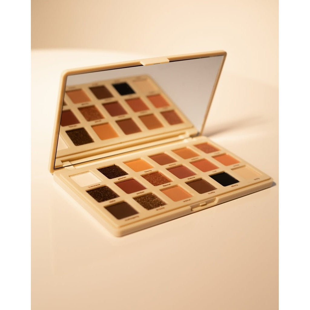 Ruby Rose Glass Mirror Shade Eyeshadow Palette 18 Shades HB F2603