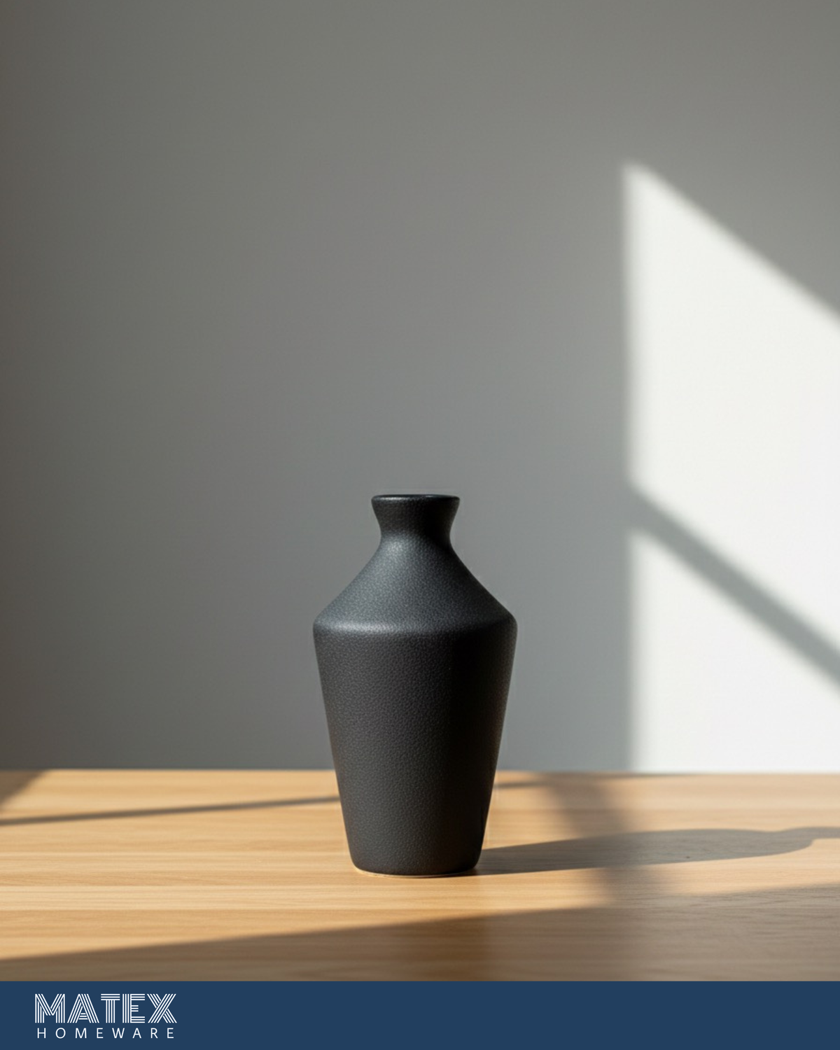 Arlo Ceramic Vase