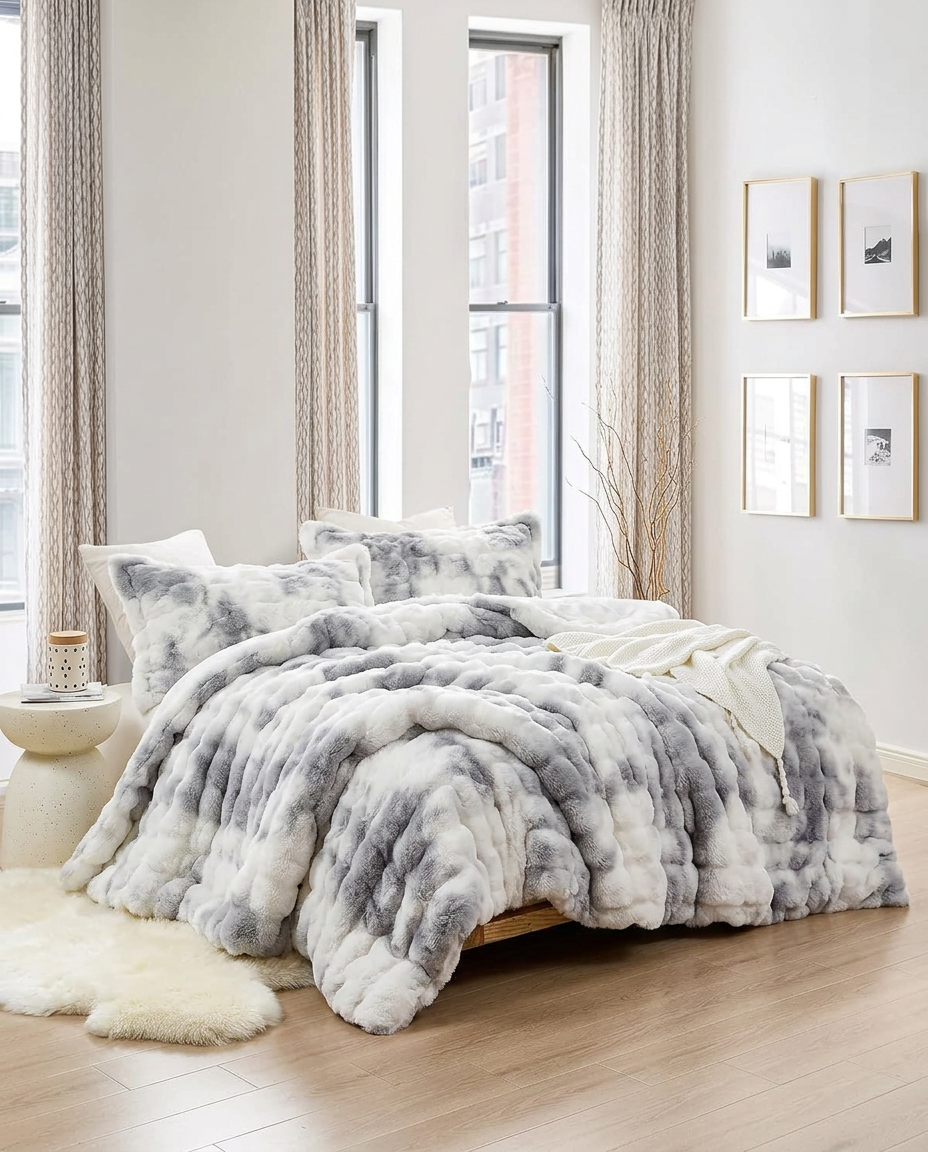 King Size Grey Husky Thick CuddleCloud Comforter Set