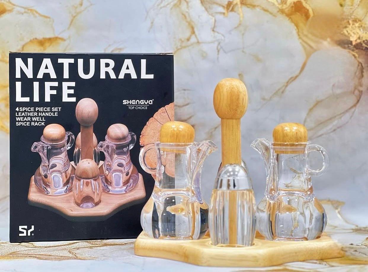 4 Pcs Spice Set With Bamboo Stand