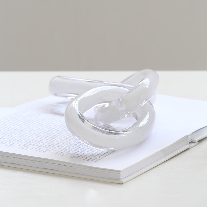 WHITE GLASS CHAIN