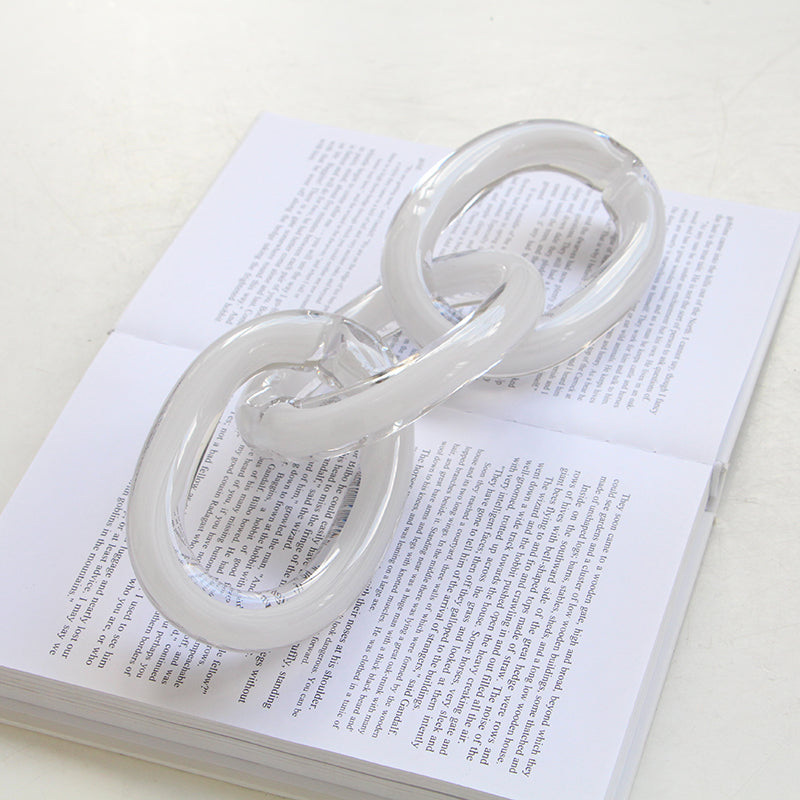 WHITE GLASS CHAIN